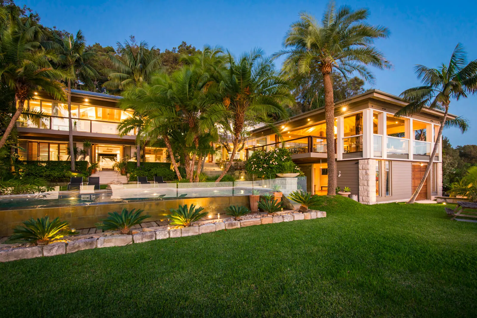 Coastal Retreat, 14